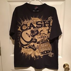 Johnny Cash mens T-shirt “Man In Black” in Large